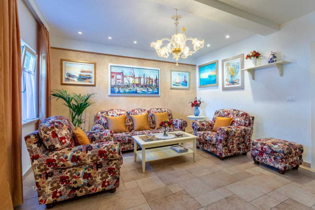 Apartments Villa Camellia - Adults Only 苏佩塔尔 外观 照片